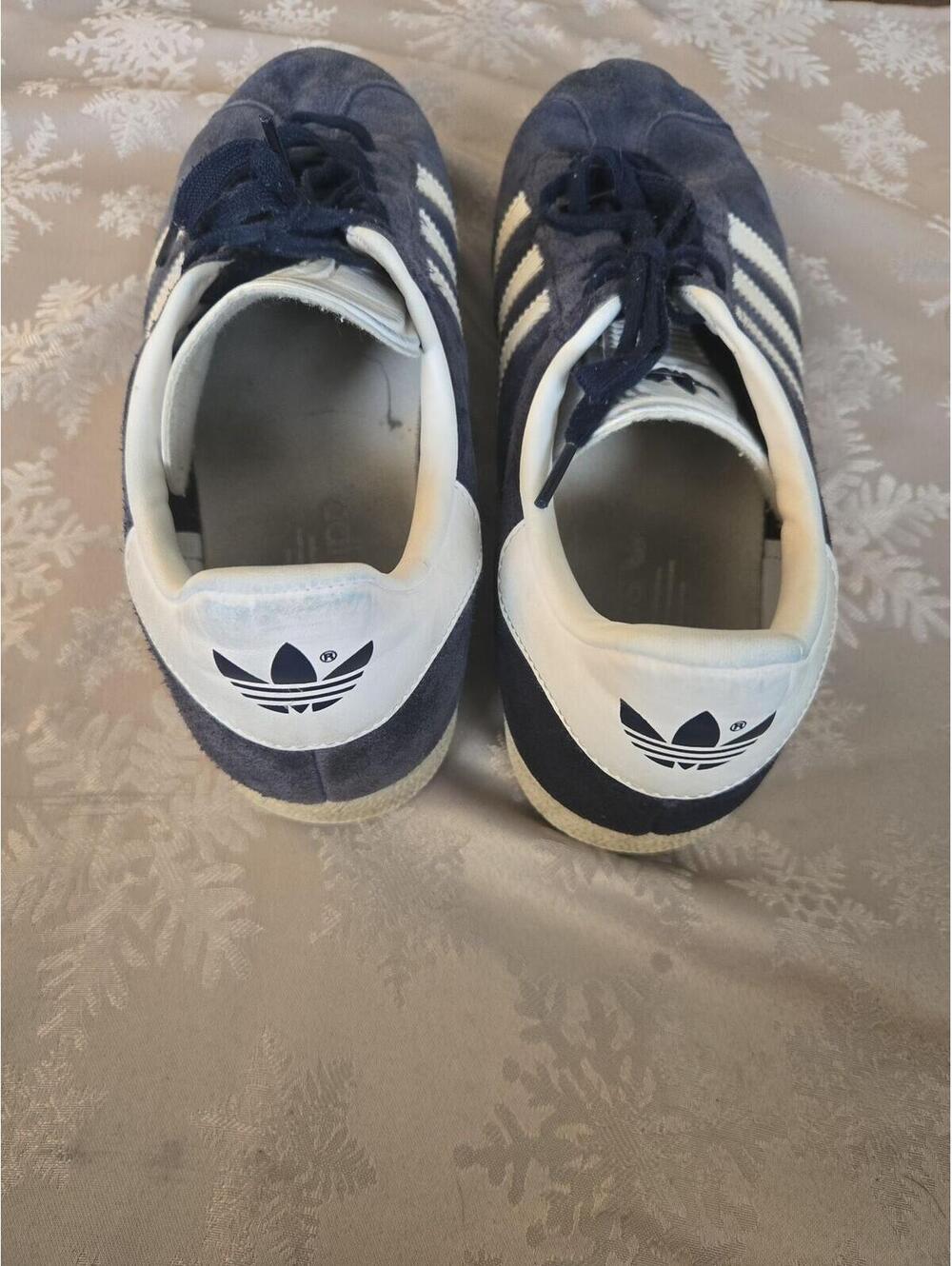 Adidas Gazelle Suede Sneakers Navy Blue and White Size 10.5M - Picture 4 of 6